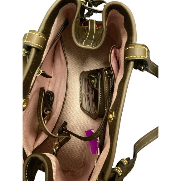 NWT Dooney &Bourke Purse Women’s 1Size Double Strap Tassels Croc Embossed Brown - Picture 8 of 11